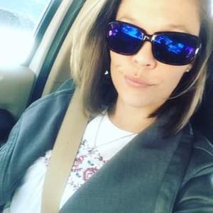 Meet your Posher, Kellie